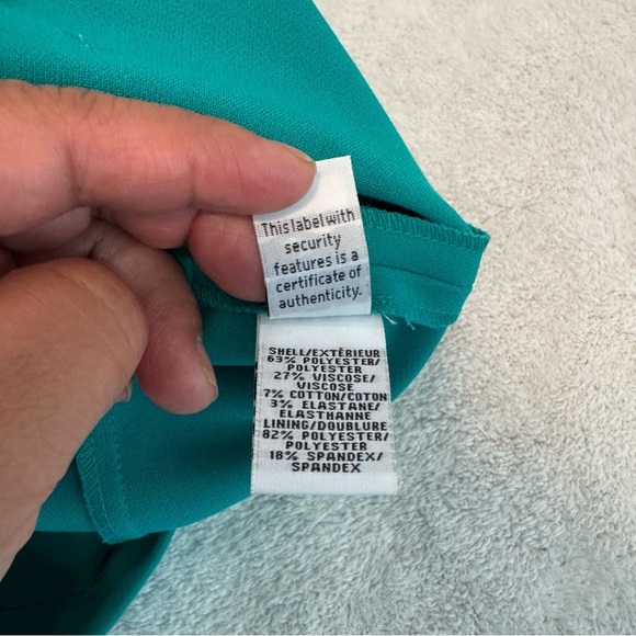 DIANE VON FURSTENBERG Halle V-Neck Mini Cocktail Dress - Picture 10 of 10